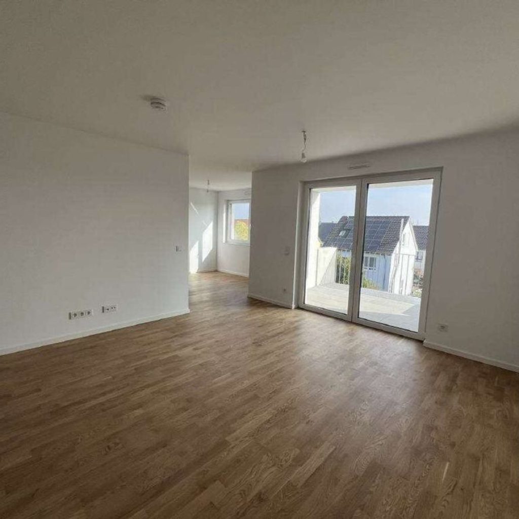 Moderne 4-Zimmer-Neubauwohnung mit Balkon im Dortmunder Süden